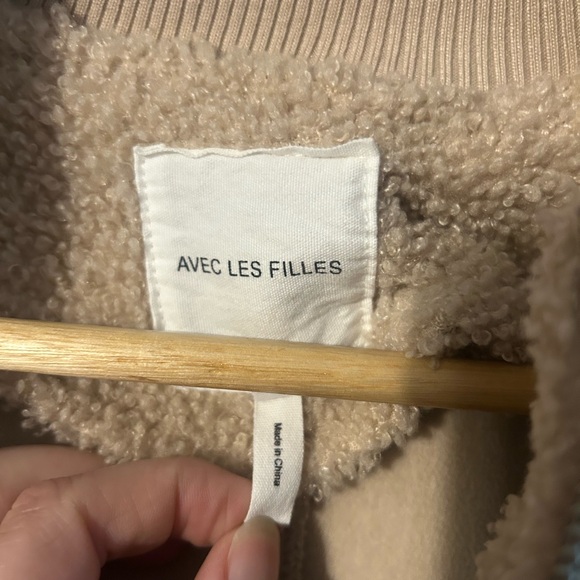 Avec Les Filles Cream Puffer Jacket - Picture 4 of 9